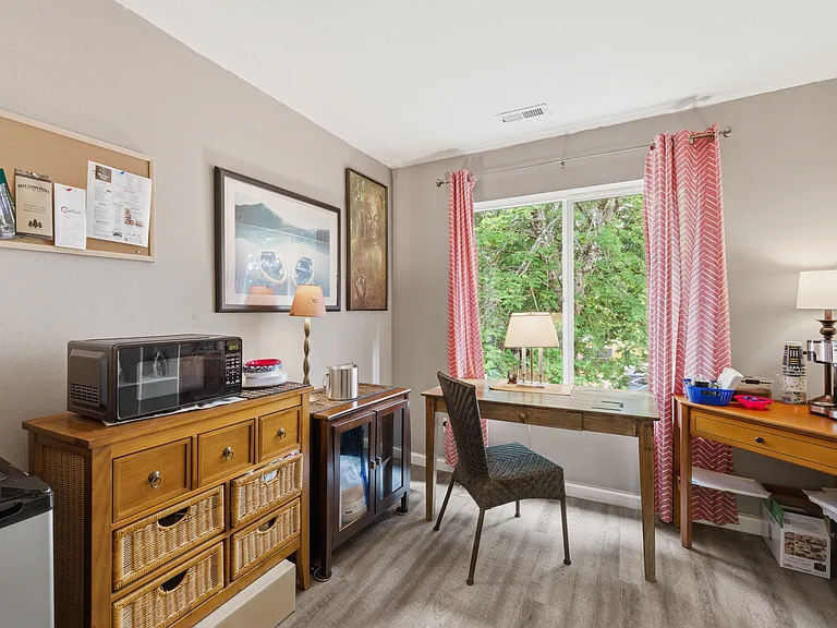 17264 SW Berkeley Ln — Photo 5