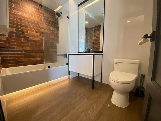 Rented by The KCI Group | media 64