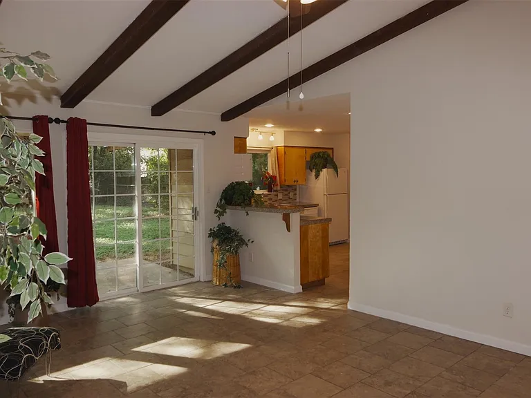 5308 Peppertree Pkwy — Photo 8