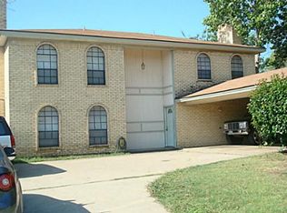 6816 Brentwood Stair Rd, Fort Worth, TX 76112