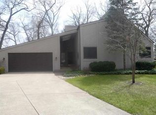 25452 Grant Rd, South Bend, IN 46619
