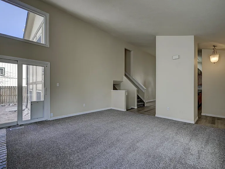 4318 Moonbeam Dr — Photo 7
