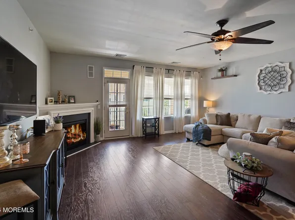 133 Mill Pond Way, Eatontown, NJ 07724