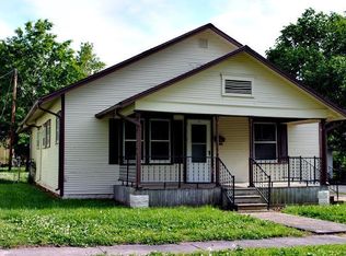609 W Maple St, Independence, KS 67301