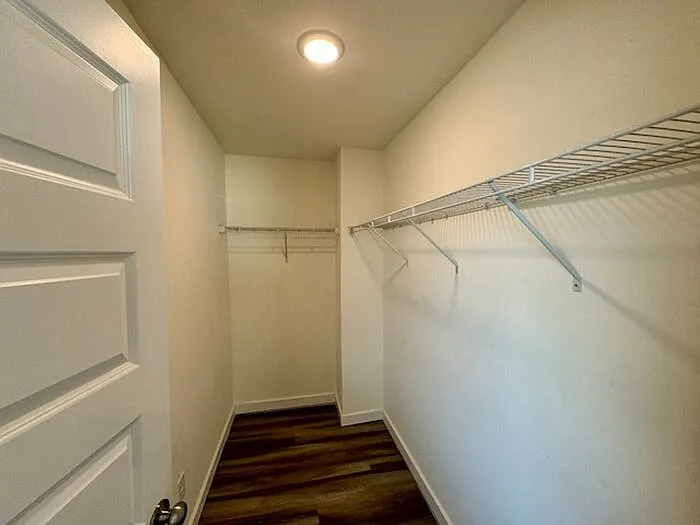 418 Falls Pointe — Photo 14