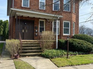 16 1st Ave APT 1, Kingston, PA 18704