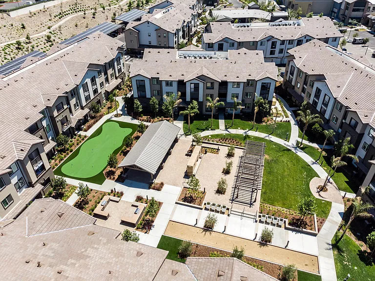 The Vineyards Apartments — Photo 31