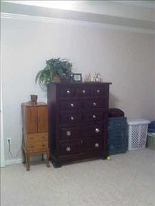 5th image of 606 Parker Ln