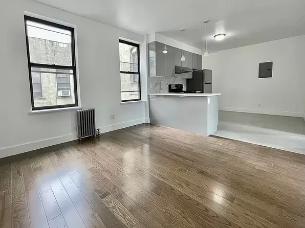 31 Market Street image 1 of 4