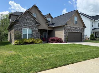 2907 Cardiff Castle Ln, Knoxville, TN 37931