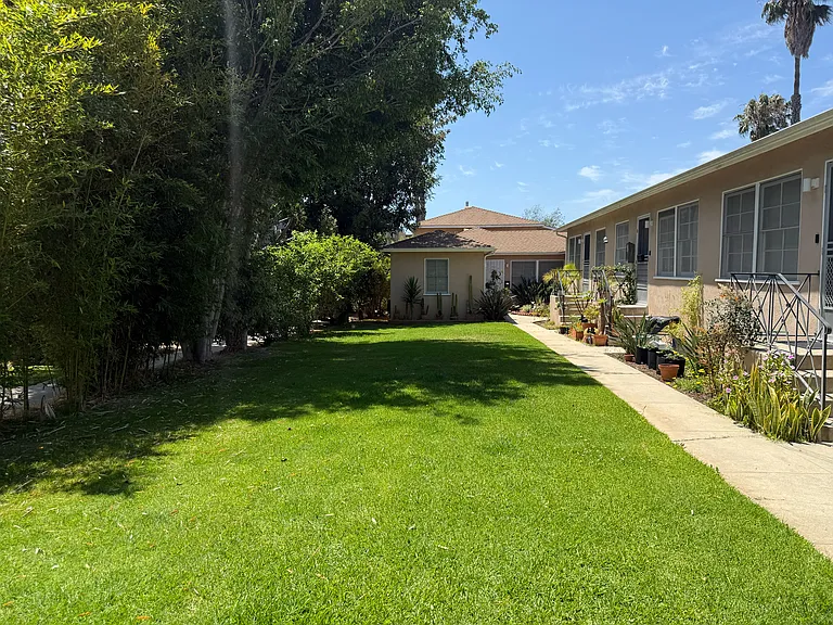 937 N Inglewood Ave #2 — Photo 10