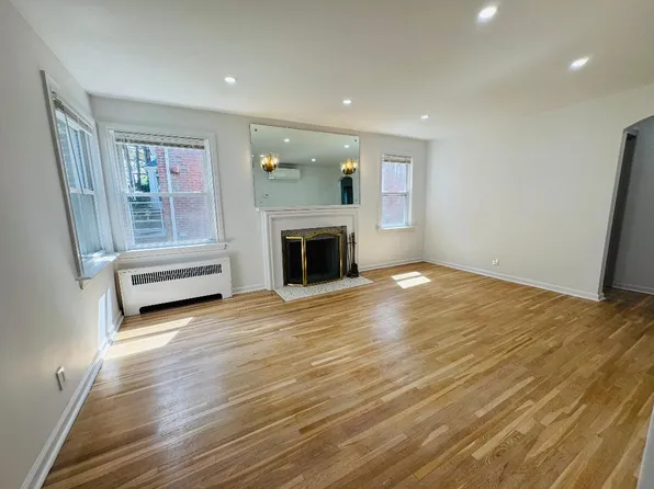 80-12 188th Street image 4 of 22