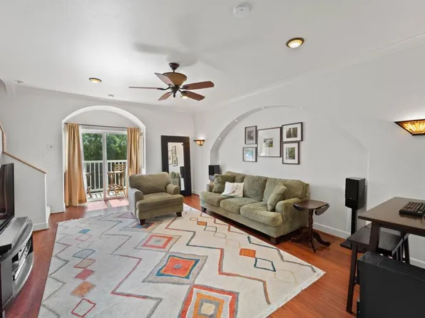 2760 Menlo Ave, San Diego, CA 92105