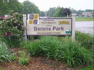 453 N Highview Ave, Elmhurst, IL 60126