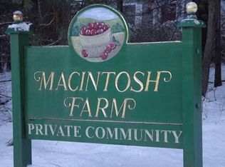 31 Apple Valley Dr, Sharon, MA 02067