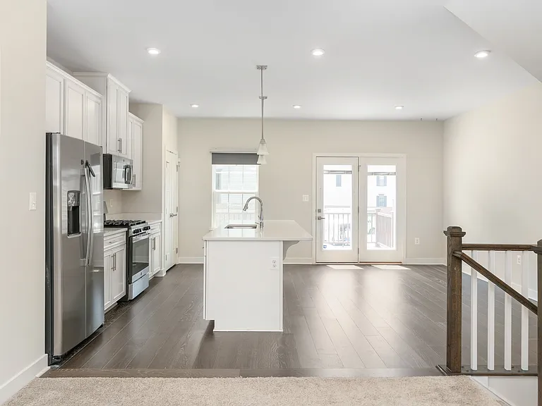 1000 Alum Spring Rd — Photo 17