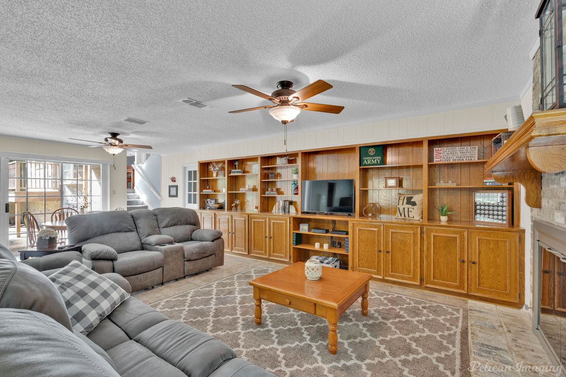 next background image