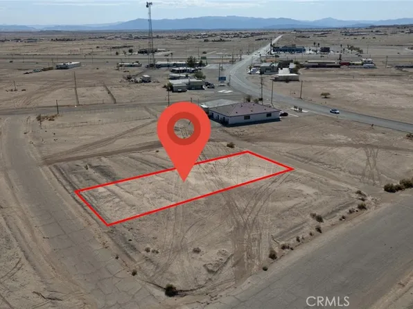 2121 Salton Arena Ct, Thermal, CA 92274