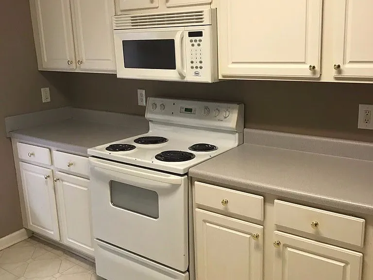 100 Water Oak Ln — Photo 9