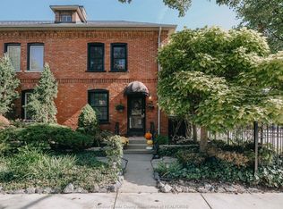 896 Monmouth Rd, Windsor, ON N8Y3L4