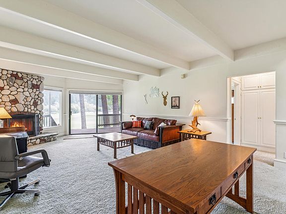 5th image of 653 Brentwood Dr