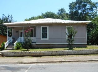 209 James St, Forsyth, GA 31029