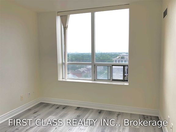 4th image of 1 Clairtrell Rd #Rg-8
