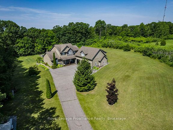 2nd image of 402 Fiddick Rd