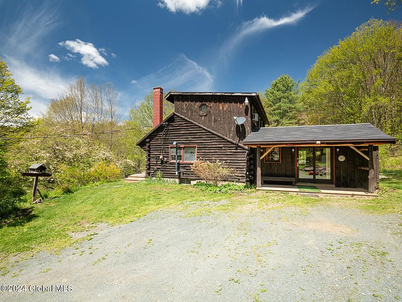 3rd image of 52 Black River Road