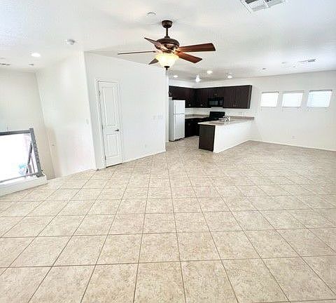 4th image of 9410 Blooming Grove Ave