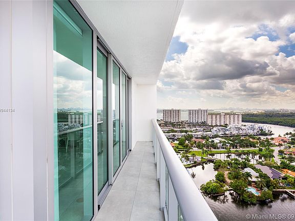 2nd image of 300 NE Sunny Isles Blvd #4-2307