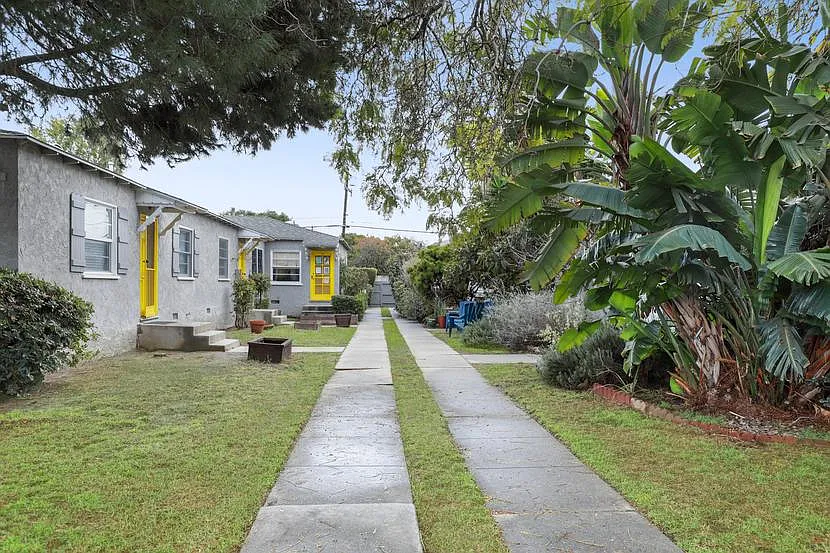 1332 Oak St — Photo 4
