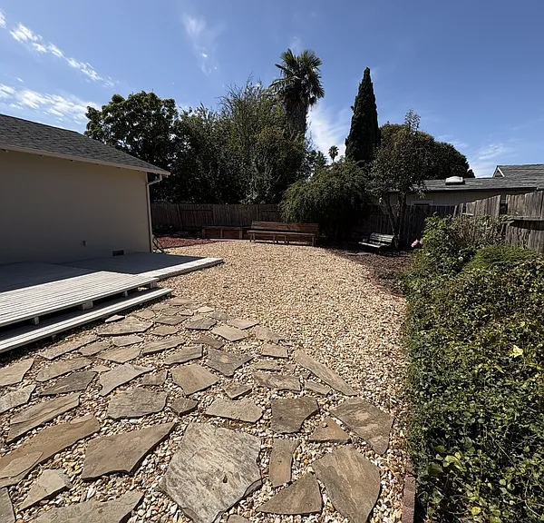 7631 Adrian Dr — Photo 27