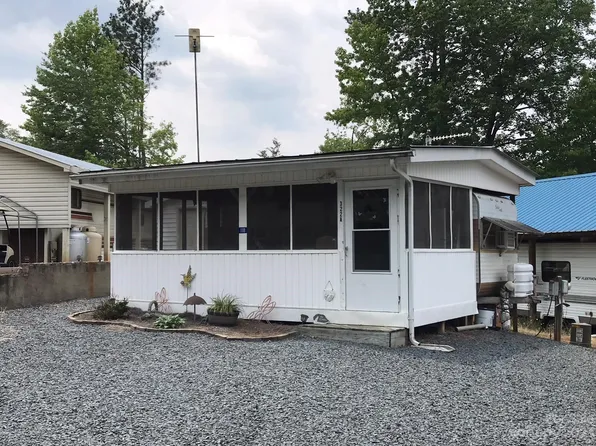 118 Lake Tillery Trl, Mount Gilead, NC 27306