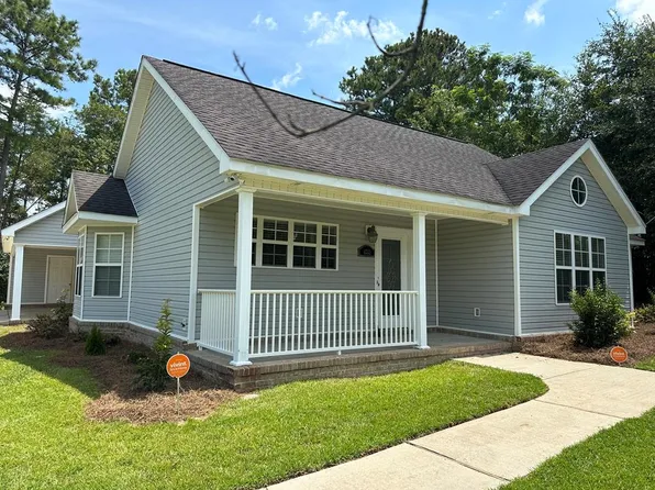 4205 Prevatt Rd, Cowarts, AL 36321