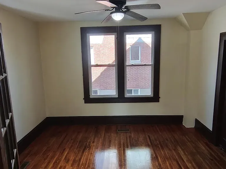 221 S Washington Ave — Photo 3