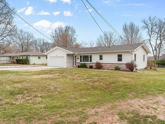 4th image of 5456 S Hazel Avenue