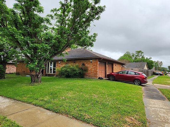 3rd image of 707 Glenmore Dr