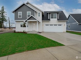105 Brentwood Dr, Nooksack, WA