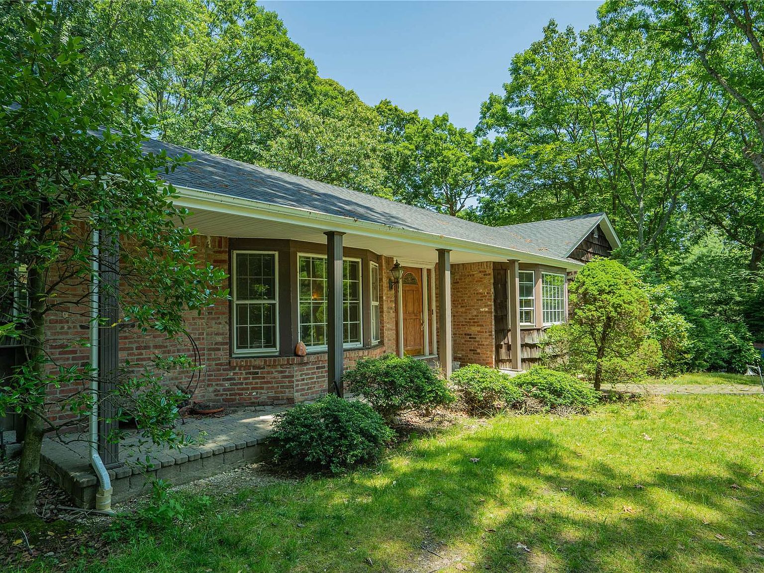 1 Hutch Court, Dix Hills, NY 11746 Zillow