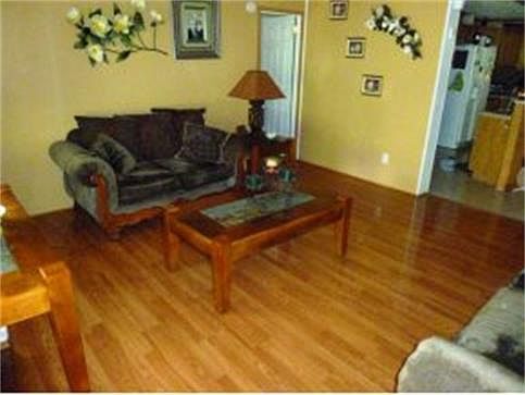 2nd image of 128 Knight Ln