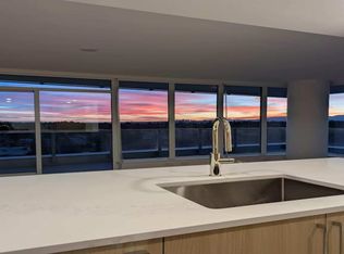 9675 King George Blvd #1904, Surrey, BC V3T 2V3