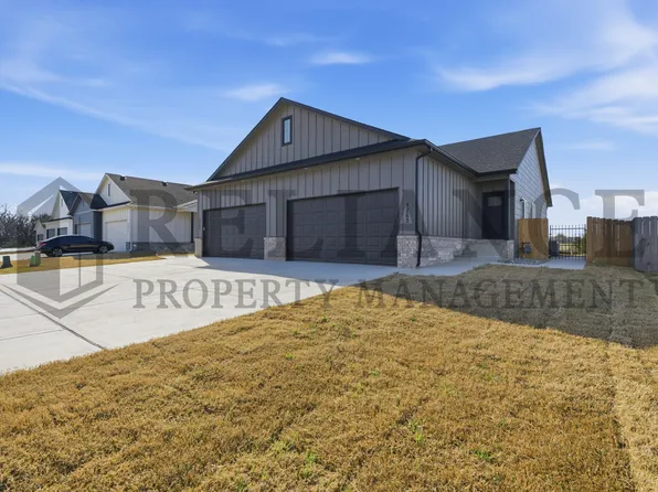 5263 N Pinecrest St, Wichita, KS 67220