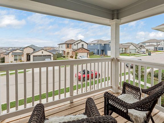 4th image of 9605 Grapevine Leaf Dr