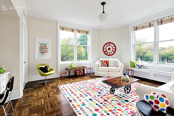 Sold by Compass | media 34