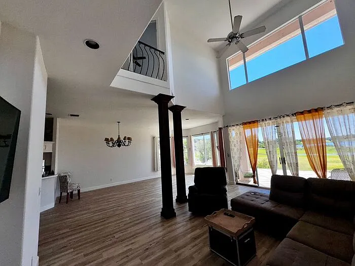 7200 Bay Club Way — Photo 6