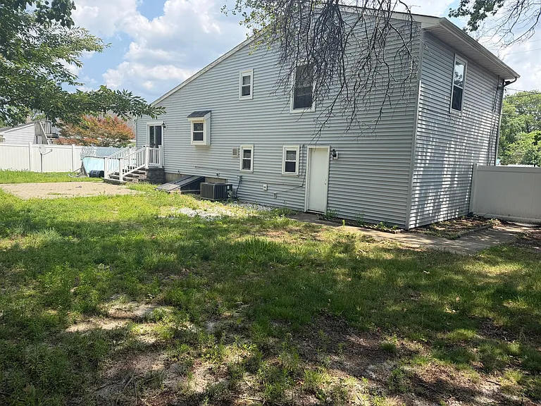 725 Birmingham Ave — Photo 22