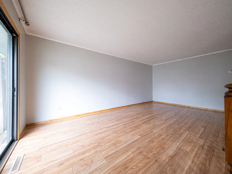 2708 Terraceview Ct N — Photo 3