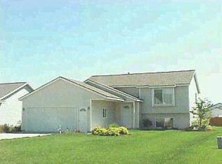 3646 Haymeadow Dr, Ravenna, MI 49451
