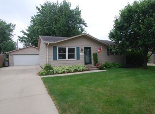 4309 E. 8th St., Sioux Falls, SD 57103